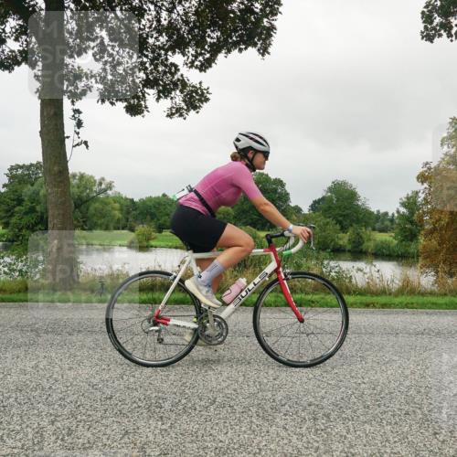 30.08.2026 - Elbe Triathlon Hamburg Michael Burmester http://msf.ph/oto/10052343 30.08.2026 10:09:32 Radfahren 867 meine-sportfotos.de
