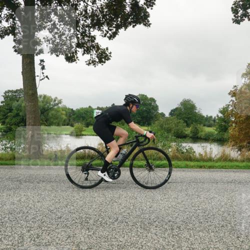 30.08.2026 - Elbe Triathlon Hamburg Michael Burmester http://msf.ph/oto/10052347 30.08.2026 10:09:41 Radfahren 693, 716, 811, 896, 929, 1897 meine-sportfotos.de