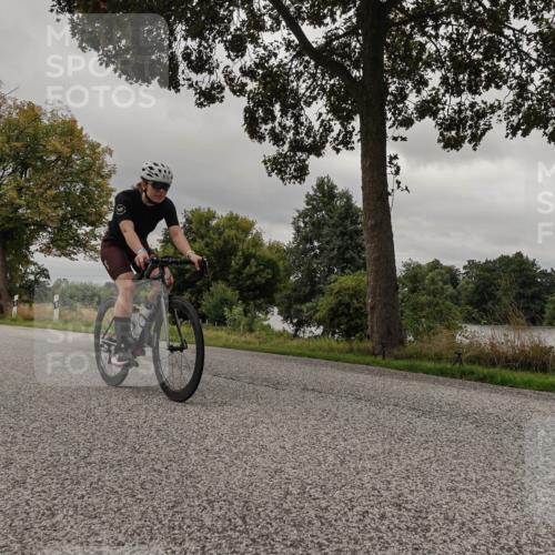 30.08.2026 - Elbe Triathlon Hamburg Michael Burmester http://msf.ph/oto/10052376 30.08.2026 10:32:35 Radfahren 813, 1023, 1059 meine-sportfotos.de
