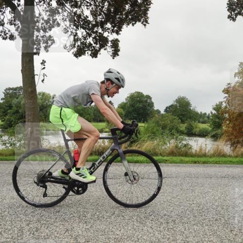 30.08.2026 - Elbe Triathlon Hamburg Michael Burmester http://msf.ph/oto/10052387 30.08.2026 10:10:11 Radfahren 408, 516, 642, 840, 855 meine-sportfotos.de