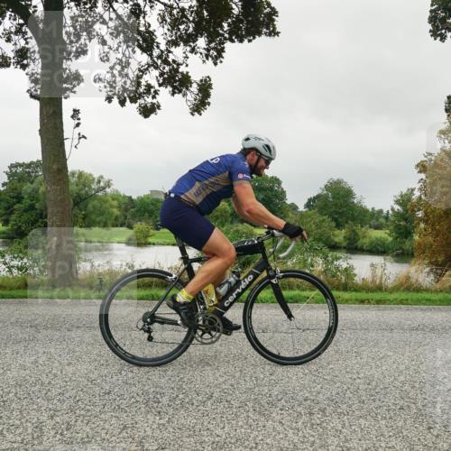 30.08.2026 - Elbe Triathlon Hamburg Michael Burmester http://msf.ph/oto/10052393 30.08.2026 10:10:14 Radfahren 516, 642, 840, 855 meine-sportfotos.de