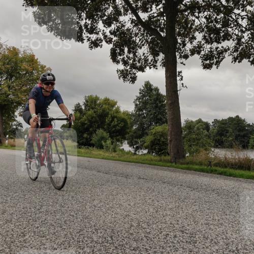 30.08.2026 - Elbe Triathlon Hamburg Michael Burmester http://msf.ph/oto/10052400 30.08.2026 10:32:55 Radfahren 863, 943, 953, 991, 1070, 1120 meine-sportfotos.de