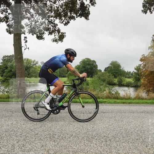 30.08.2026 - Elbe Triathlon Hamburg Michael Burmester http://msf.ph/oto/10052407 30.08.2026 10:10:32 Radfahren 462, 714, 789, 911, 961, 965 meine-sportfotos.de