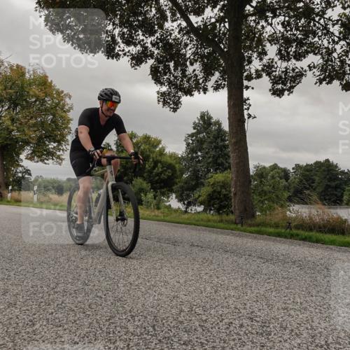 30.08.2026 - Elbe Triathlon Hamburg Michael Burmester http://msf.ph/oto/10052422 30.08.2026 10:33:07 Radfahren 826, 1006, 1029, 1044 meine-sportfotos.de