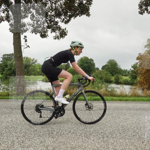 30.08.2026 - Elbe Triathlon Hamburg Michael Burmester http://msf.ph/oto/10052426 30.08.2026 10:10:43 Radfahren 419, 541, 658, 849, 856, 933, 960 meine-sportfotos.de