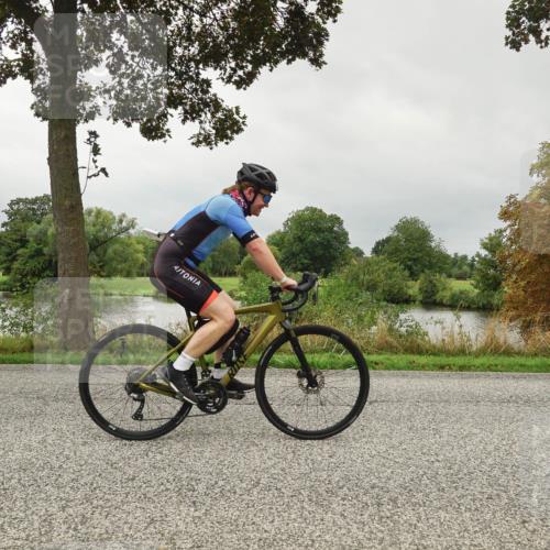 30.08.2026 - Elbe Triathlon Hamburg Michael Burmester http://msf.ph/oto/10052439 30.08.2026 10:10:58 Radfahren 497, 626, 747 meine-sportfotos.de