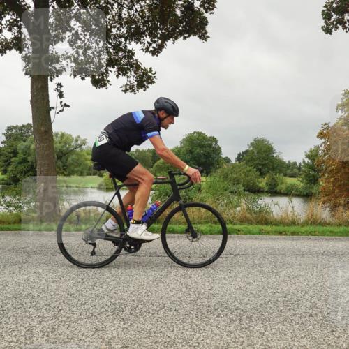 30.08.2026 - Elbe Triathlon Hamburg Michael Burmester http://msf.ph/oto/10052452 30.08.2026 10:11:14 Radfahren 364, 581, 633, 749, 836, 927 meine-sportfotos.de