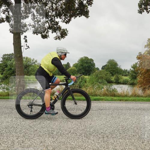 30.08.2026 - Elbe Triathlon Hamburg Michael Burmester http://msf.ph/oto/10052457 30.08.2026 10:11:16 Radfahren 364, 581, 633, 749, 836, 920, 927 meine-sportfotos.de