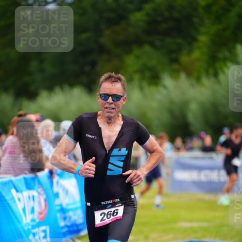 30.08.2026 - Elbe Triathlon Hamburg LAZAROV Photography http://msf.ph/oto/10052470 30.08.2026 10:46:32 Ziel 266, 508 meine-sportfotos.de