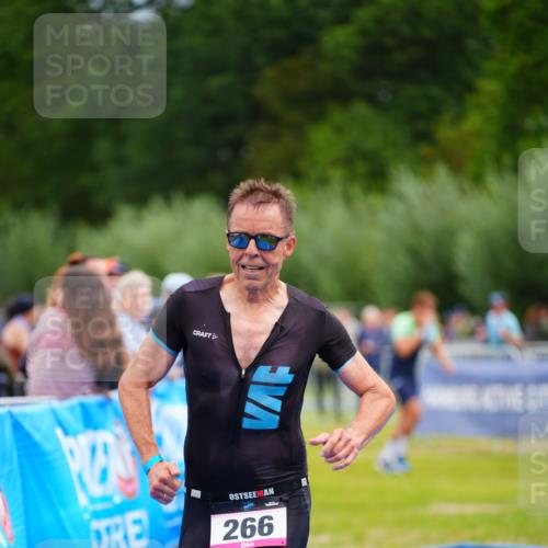 30.08.2026 - Elbe Triathlon Hamburg LAZAROV Photography http://msf.ph/oto/10052475 30.08.2026 10:46:32 Ziel 266, 508 meine-sportfotos.de