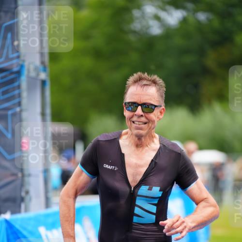 30.08.2026 - Elbe Triathlon Hamburg LAZAROV Photography http://msf.ph/oto/10052492 30.08.2026 10:46:33 Ziel 266, 508 meine-sportfotos.de