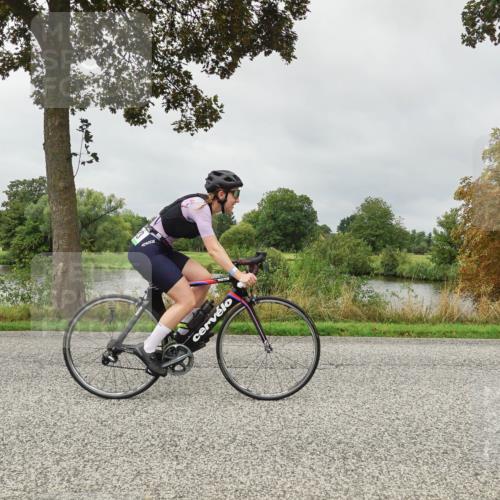 30.08.2026 - Elbe Triathlon Hamburg Michael Burmester http://msf.ph/oto/10052523 30.08.2026 10:12:26 Radfahren 437, 569, 734, 833, 902, 939, 976 meine-sportfotos.de