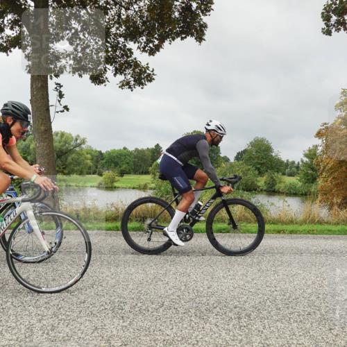 30.08.2026 - Elbe Triathlon Hamburg Michael Burmester http://msf.ph/oto/10052533 30.08.2026 10:12:33 Radfahren 569, 648, 734, 939 meine-sportfotos.de