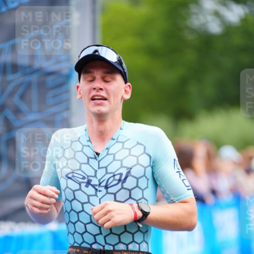 30.08.2026 - Elbe Triathlon Hamburg LAZAROV Photography http://msf.ph/oto/10052551 30.08.2026 10:46:41 Ziel 293, 354, 508 meine-sportfotos.de