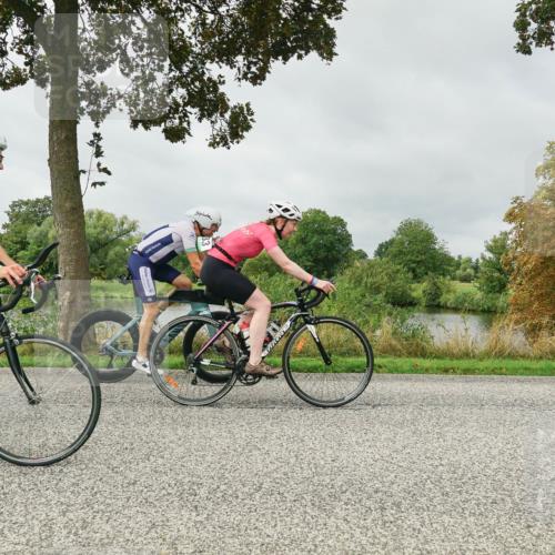 30.08.2026 - Elbe Triathlon Hamburg Michael Burmester http://msf.ph/oto/10052568 30.08.2026 10:13:01 Radfahren 441, 537, 664, 722, 728, 797, 872, 883 meine-sportfotos.de