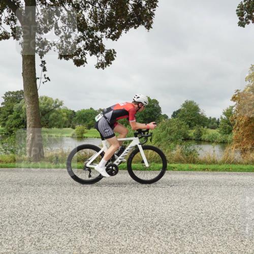 30.08.2026 - Elbe Triathlon Hamburg Michael Burmester http://msf.ph/oto/10052590 30.08.2026 10:13:22 Radfahren 457, 505, 526, 619, 643, 752, 887 meine-sportfotos.de