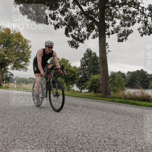 30.08.2026 - Elbe Triathlon Hamburg Michael Burmester http://msf.ph/oto/10052596 30.08.2026 10:35:54 Radfahren 1074 meine-sportfotos.de