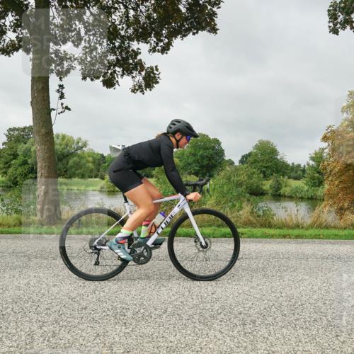 30.08.2026 - Elbe Triathlon Hamburg Michael Burmester http://msf.ph/oto/10052606 30.08.2026 10:13:29 Radfahren 655, 752, 887, 926 meine-sportfotos.de