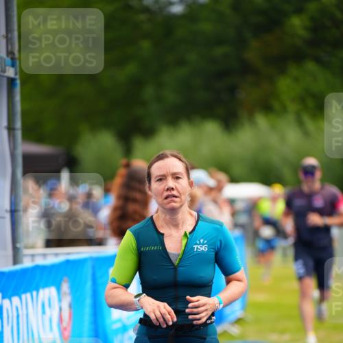 30.08.2026 - Elbe Triathlon Hamburg LAZAROV Photography http://msf.ph/oto/10052608 30.08.2026 10:46:47 Ziel 293, 354, 544 meine-sportfotos.de