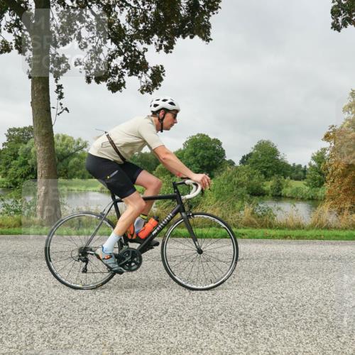 30.08.2026 - Elbe Triathlon Hamburg Michael Burmester http://msf.ph/oto/10052623 30.08.2026 10:13:44 Radfahren 604, 673, 788 meine-sportfotos.de