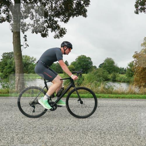 30.08.2026 - Elbe Triathlon Hamburg Michael Burmester http://msf.ph/oto/10052676 30.08.2026 10:14:45 Radfahren 413, 943 meine-sportfotos.de