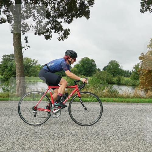 30.08.2026 - Elbe Triathlon Hamburg Michael Burmester http://msf.ph/oto/10052680 30.08.2026 10:14:48 Radfahren 413, 451, 901, 943, 962 meine-sportfotos.de