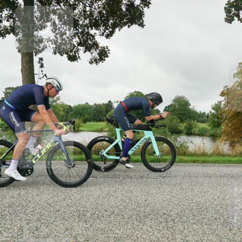 30.08.2026 - Elbe Triathlon Hamburg Michael Burmester http://msf.ph/oto/10052709 30.08.2026 10:15:16 Radfahren 577, 667, 897, 898 meine-sportfotos.de