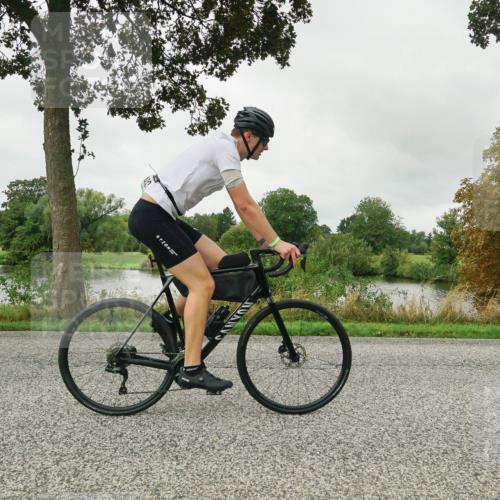 30.08.2026 - Elbe Triathlon Hamburg Michael Burmester http://msf.ph/oto/10052728 30.08.2026 10:15:39 Radfahren 403, 579, 580, 603 meine-sportfotos.de