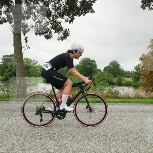 30.08.2026 - Elbe Triathlon Hamburg Michael Burmester http://msf.ph/oto/10052811 30.08.2026 10:17:11 Radfahren 546, 802, 826, 866, 947 meine-sportfotos.de