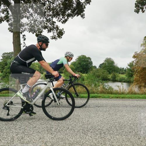 30.08.2026 - Elbe Triathlon Hamburg Michael Burmester http://msf.ph/oto/10052873 30.08.2026 10:18:30 Radfahren 556, 571, 618, 725, 774 meine-sportfotos.de