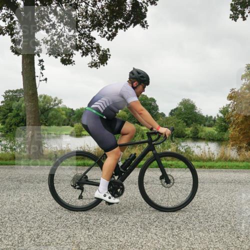 30.08.2026 - Elbe Triathlon Hamburg Michael Burmester http://msf.ph/oto/10052905 30.08.2026 10:19:15 Radfahren 564, 766 meine-sportfotos.de