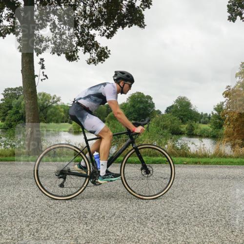 30.08.2026 - Elbe Triathlon Hamburg Michael Burmester http://msf.ph/oto/10052936 30.08.2026 10:20:10 Radfahren 521, 824 meine-sportfotos.de
