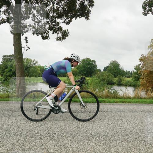 30.08.2026 - Elbe Triathlon Hamburg Michael Burmester http://msf.ph/oto/10052938 30.08.2026 10:20:23 Radfahren 857, 862, 873, 915, 978 meine-sportfotos.de