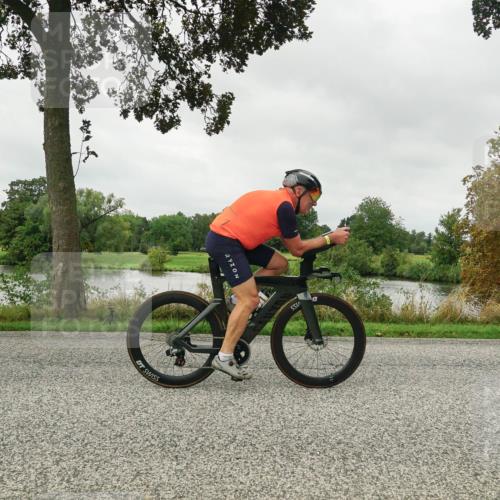 30.08.2026 - Elbe Triathlon Hamburg Michael Burmester http://msf.ph/oto/10052975 30.08.2026 10:21:09 Radfahren 553, 635, 703, 786, 805 meine-sportfotos.de