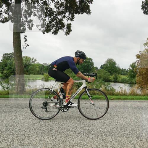 30.08.2026 - Elbe Triathlon Hamburg Michael Burmester http://msf.ph/oto/10052977 30.08.2026 10:21:11 Radfahren 553, 635, 703, 786, 805 meine-sportfotos.de