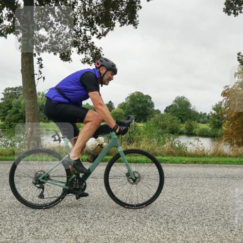 30.08.2026 - Elbe Triathlon Hamburg Michael Burmester http://msf.ph/oto/10053027 30.08.2026 10:22:28 Radfahren 764, 903, 977 meine-sportfotos.de