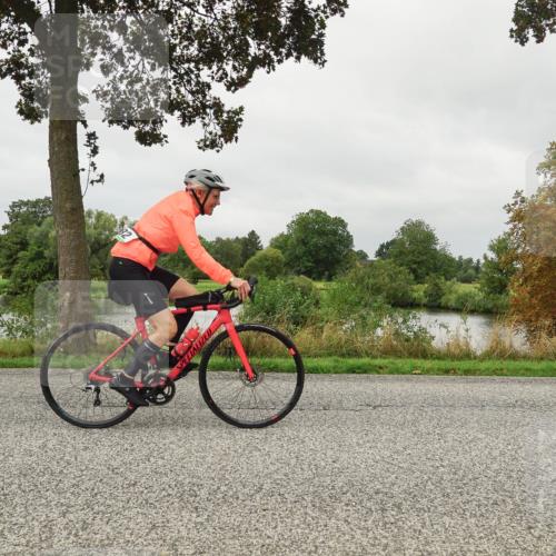30.08.2026 - Elbe Triathlon Hamburg Michael Burmester http://msf.ph/oto/10053219 30.08.2026 10:27:15 Radfahren 729, 734, 860, 861, 982 meine-sportfotos.de