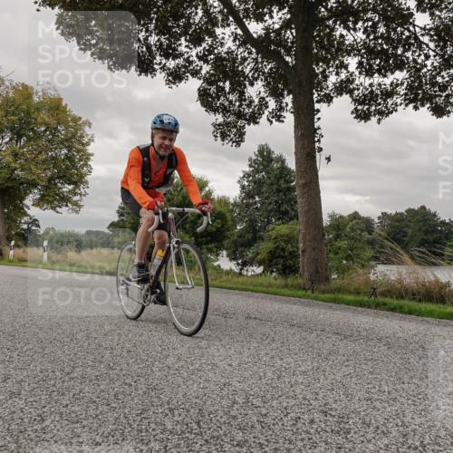 30.08.2026 - Elbe Triathlon Hamburg Michael Burmester http://msf.ph/oto/10053263 30.08.2026 10:46:14 Radfahren 979, 990, 1063, 1146 meine-sportfotos.de