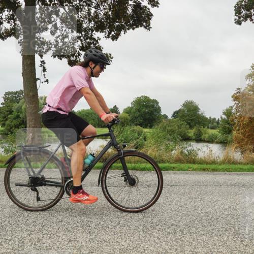 30.08.2026 - Elbe Triathlon Hamburg Michael Burmester http://msf.ph/oto/10053278 30.08.2026 10:28:12 Radfahren 509, 570, 853, 1260 meine-sportfotos.de