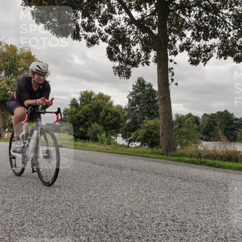 30.08.2026 - Elbe Triathlon Hamburg Michael Burmester http://msf.ph/oto/10053294 30.08.2026 10:46:46 Radfahren 797, 838, 925, 1058, 1154, 1227 meine-sportfotos.de