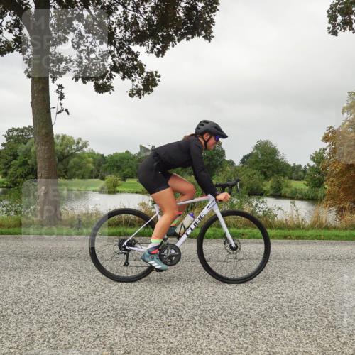 30.08.2026 - Elbe Triathlon Hamburg Michael Burmester http://msf.ph/oto/10053365 30.08.2026 10:29:38 Radfahren 808, 840, 881, 886, 887, 980, 990, 994, 1066, 1359, 1896 meine-sportfotos.de
