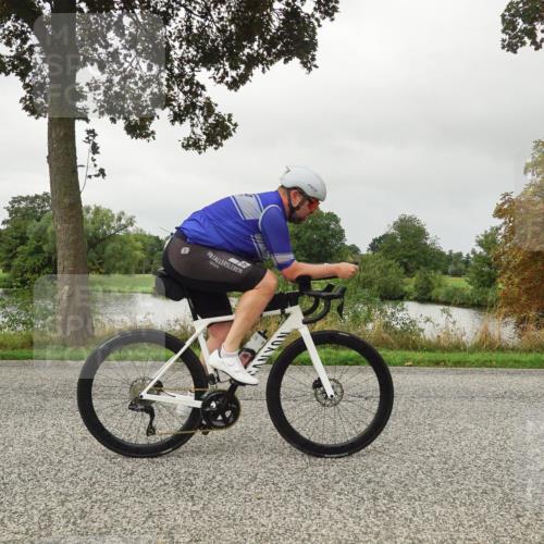 30.08.2026 - Elbe Triathlon Hamburg Michael Burmester http://msf.ph/oto/10053405 30.08.2026 10:30:02 Radfahren 669, 768, 1098 meine-sportfotos.de