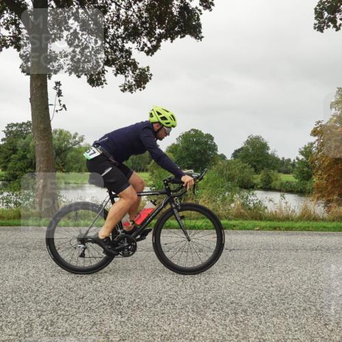 30.08.2026 - Elbe Triathlon Hamburg Michael Burmester http://msf.ph/oto/10053422 30.08.2026 10:30:25 Radfahren 657, 898, 1088 meine-sportfotos.de
