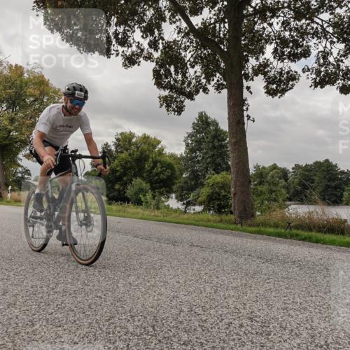 30.08.2026 - Elbe Triathlon Hamburg Michael Burmester http://msf.ph/oto/10053427 30.08.2026 10:48:22 Radfahren 957, 958, 1059, 1070, 1083, 1102, 1174, 1318 meine-sportfotos.de