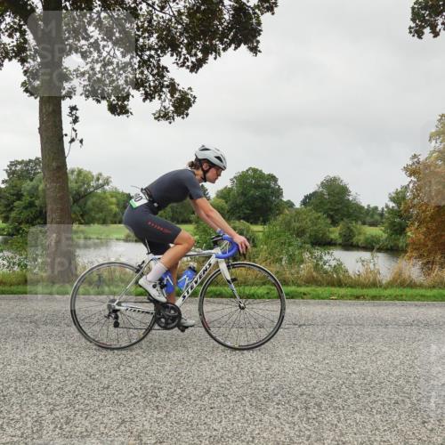 30.08.2026 - Elbe Triathlon Hamburg Michael Burmester http://msf.ph/oto/10053469 30.08.2026 10:31:08 Radfahren 646, 648, 833, 880, 944, 1099 meine-sportfotos.de