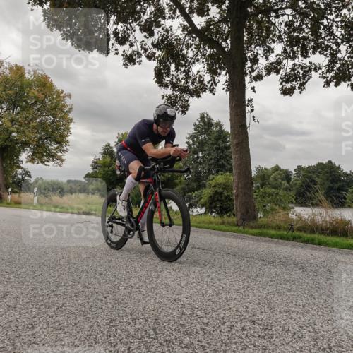 30.08.2026 - Elbe Triathlon Hamburg Michael Burmester http://msf.ph/oto/10053520 30.08.2026 10:49:27 Radfahren 1048, 1211, 1275, 1285 meine-sportfotos.de
