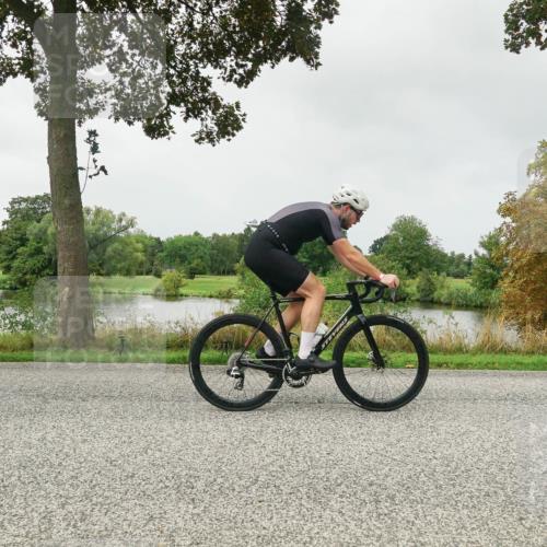 30.08.2026 - Elbe Triathlon Hamburg Michael Burmester http://msf.ph/oto/10053532 30.08.2026 10:32:09 Radfahren 919, 932, 958, 1027, 1080, 1102 meine-sportfotos.de