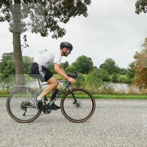 30.08.2026 - Elbe Triathlon Hamburg Michael Burmester http://msf.ph/oto/10053548 30.08.2026 10:32:20 Radfahren 720, 803, 874, 1083, 1091 meine-sportfotos.de
