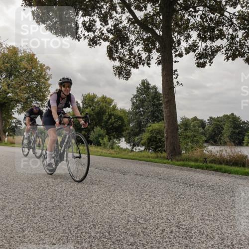 30.08.2026 - Elbe Triathlon Hamburg Michael Burmester http://msf.ph/oto/10053557 30.08.2026 10:50:21 Radfahren 803, 833, 1006, 1204, 1346, 1621 meine-sportfotos.de