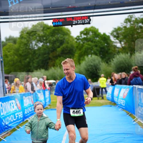 30.08.2026 - Elbe Triathlon Hamburg LAZAROV Photography http://msf.ph/oto/10053562 30.08.2026 10:51:38 Ziel 392, 446 meine-sportfotos.de